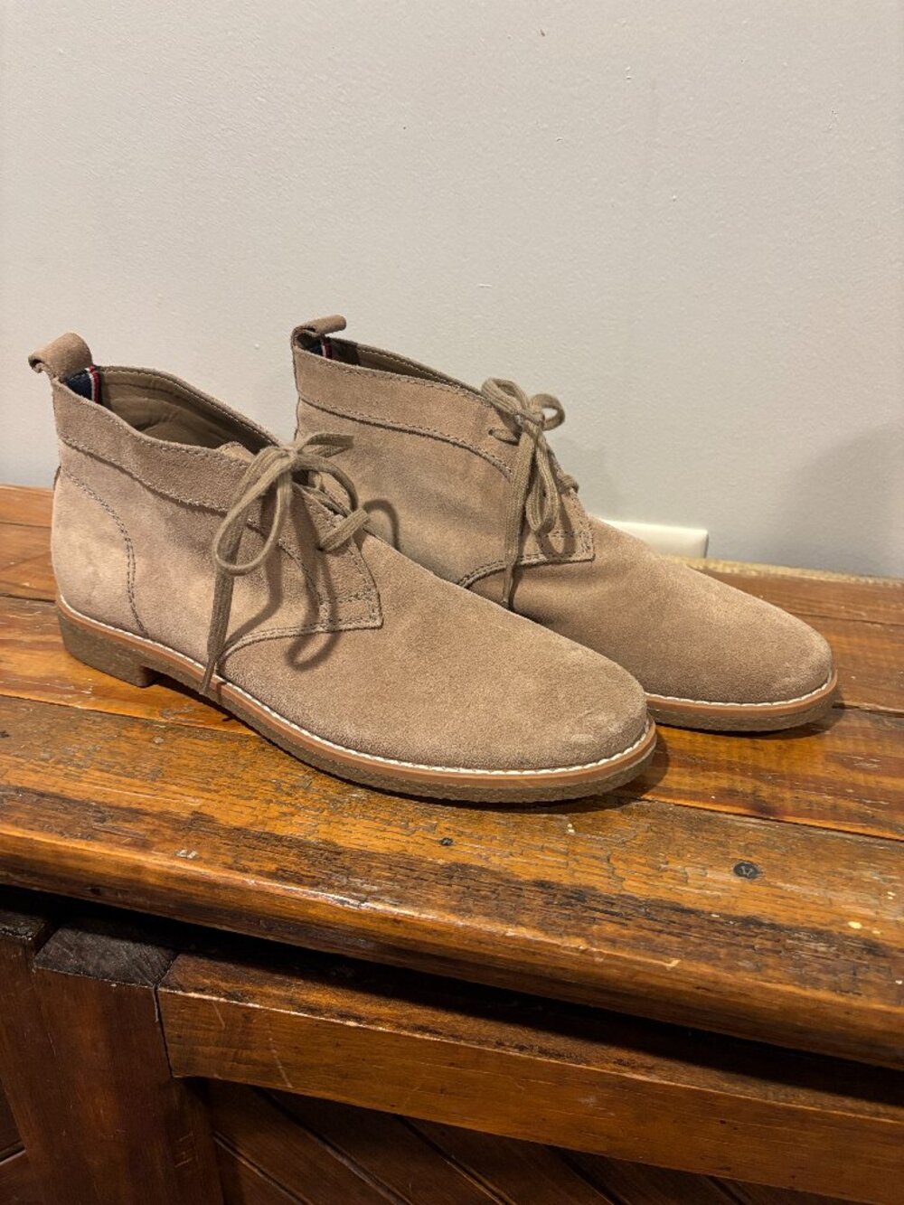 Chukka Booties, size 8 1/2M, beige suede, Tommy Hilfiger